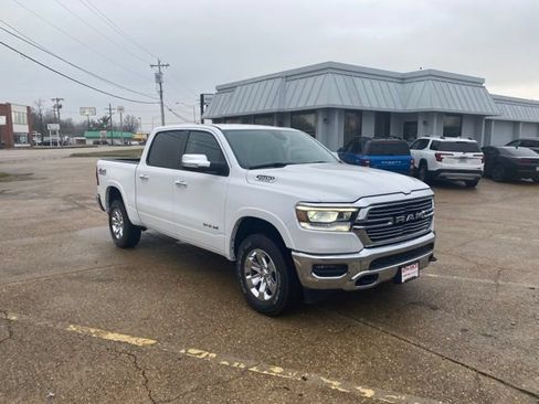 Used 2020 RAM 1500 Laramie w/ Off Road Group AWD/4WD image 8