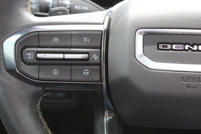 Used 2025 GMC Yukon Denali Ultimate w/ LPO, Floor Liner Package AWD/4WD image 25