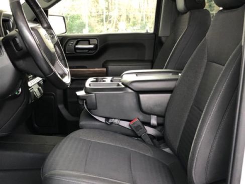 Used 2020 Chevrolet Silverado 1500 LT Trail Boss w/ Convenience Package image 14