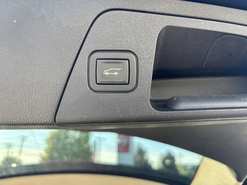 Used 2020 Buick Envision Essence w/ Experience Buick Package AWD/4WD image 33