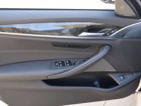 Used 2023 BMW 530i w/ Premium Package RWD image 19