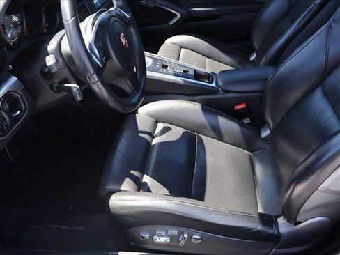 Used 2013 Porsche 911 Carrera 4S AWD/4WD image 4