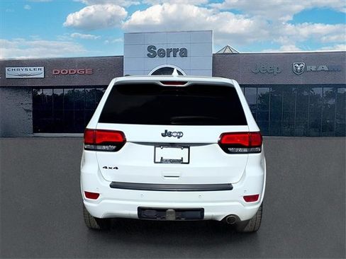 Used 2022 Jeep Grand Cherokee Laredo X image 6