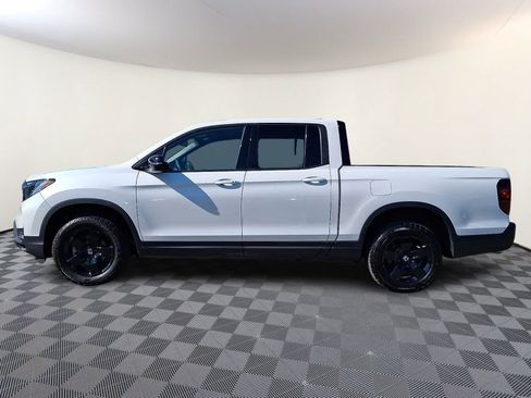 Used 2025 Honda Ridgeline Black Edition image 8
