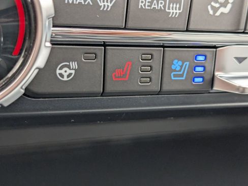 New 2025 Ford F150 Lariat w/ Equipment Group 502A High image 37