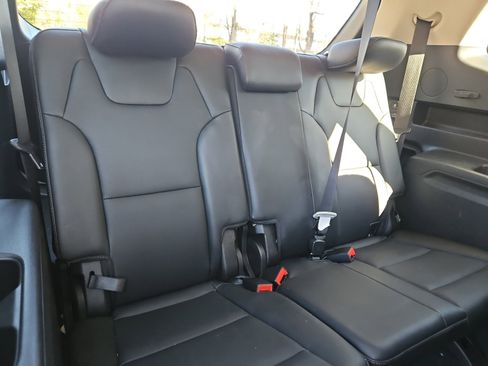 Used 2022 Kia Telluride EX w/ Towing Package image 19