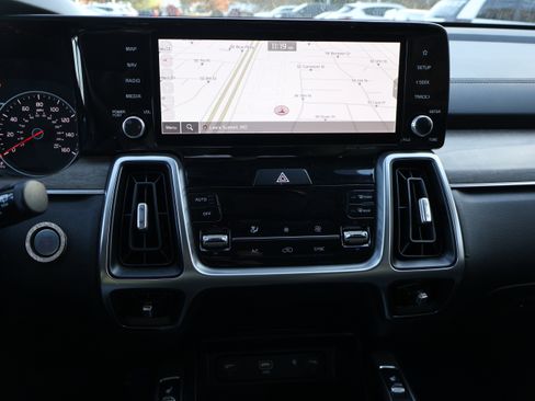 Used 2023 Kia Sorento X-Line EX image 27