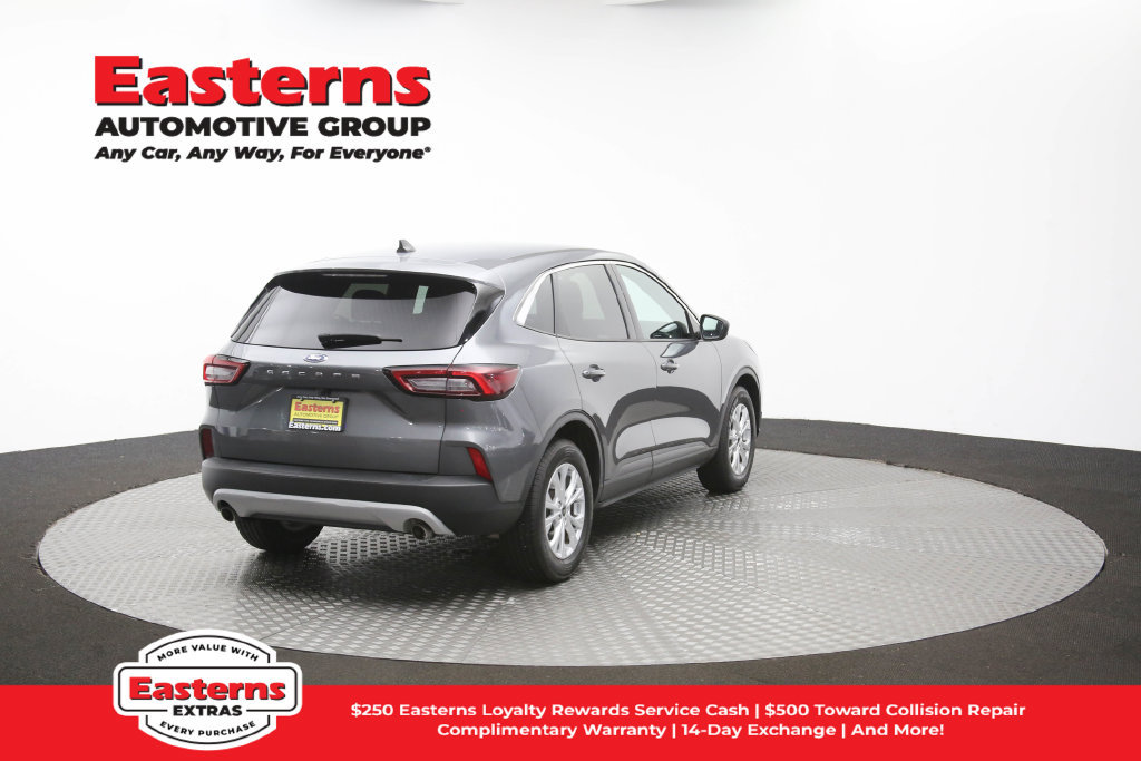 Used 2024 Ford Escape Active FWD image 40