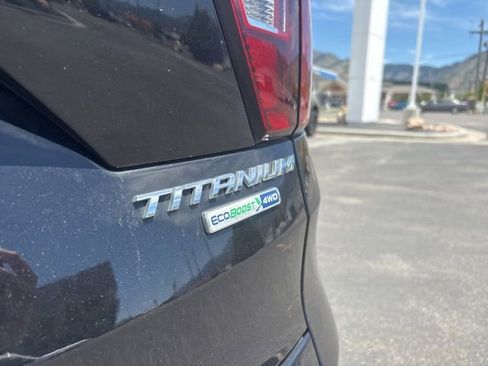 Used 2019 Ford Escape Titanium AWD/4WD image 30