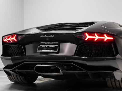 Used 2014 Lamborghini Aventador LP 700-4 image 72