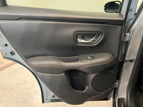 Used 2024 Honda HR-V Sport image 19