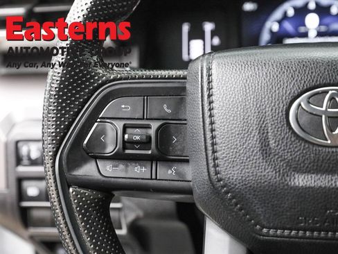 Used 2024 Toyota Tacoma SR5 RWD image 15