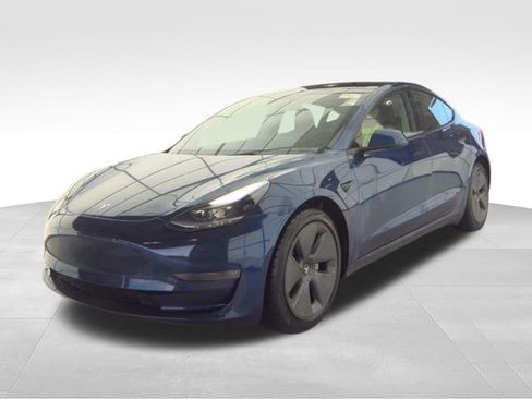 Used 2023 Tesla Model 3 Long Range AWD/4WD image 4