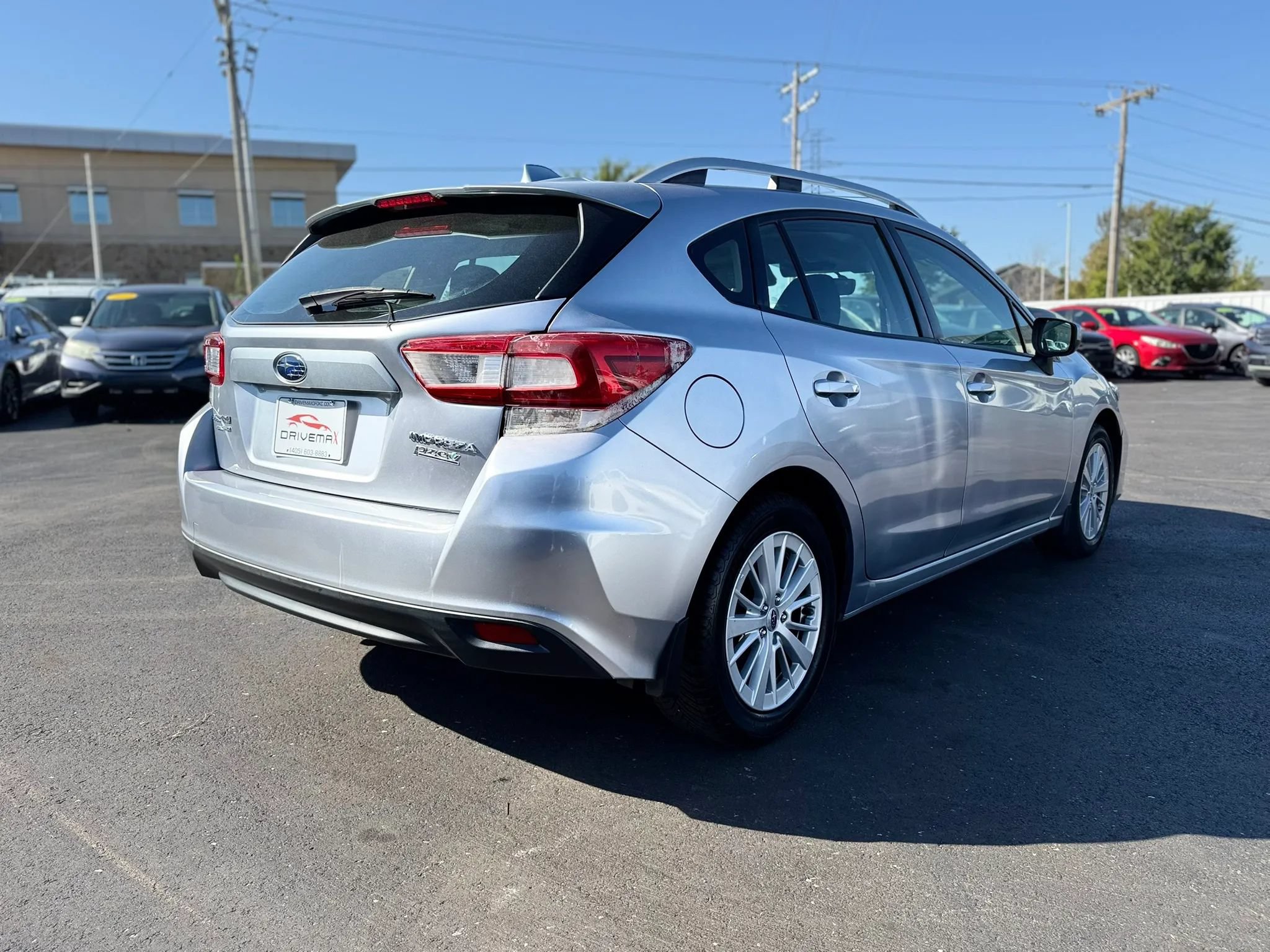 Used 2017 Subaru Impreza 2.0i Premium AWD/4WD image 3