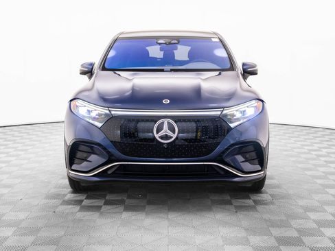 Used 2023 Mercedes-Benz EQS 580 4MATIC SUV image 8