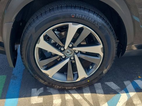 Used 2021 Lexus NX 300h AWD w/ Premium Package image 10