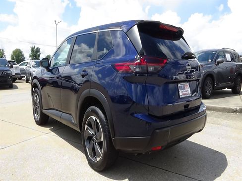 Used 2025 Nissan Rogue SV FWD image 7