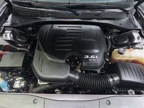 Used 2020 Dodge Charger SXT image 7
