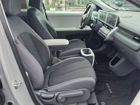 Certified 2024 Hyundai Ioniq 5 SEL image 9