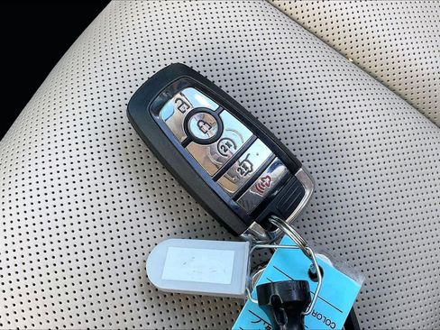 Used 2024 Lincoln Corsair Grand Touring w/ Equipment Group 301A image 36