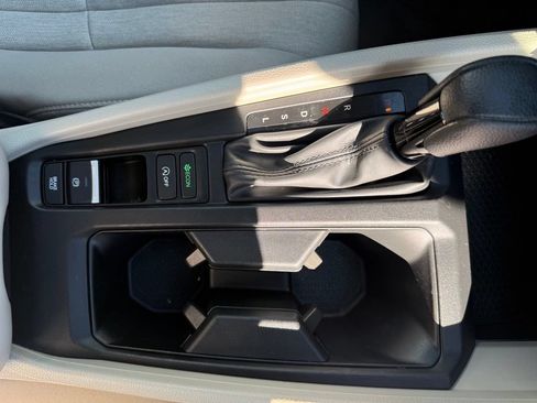 Used 2025 Honda Accord SE image 61