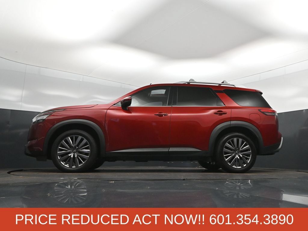 Used 2023 Nissan Pathfinder SL w/ SL Premium Package FWD image 40