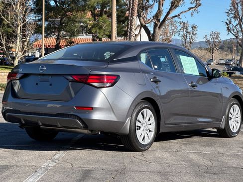 Used 2025 Nissan Sentra S image 4