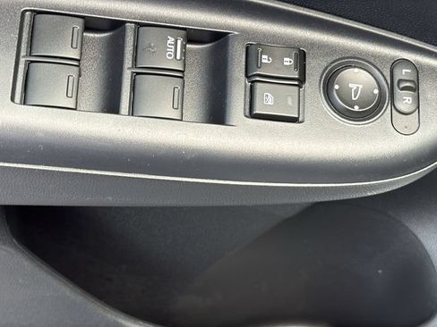 Used 2019 Honda Fit Sport image 20