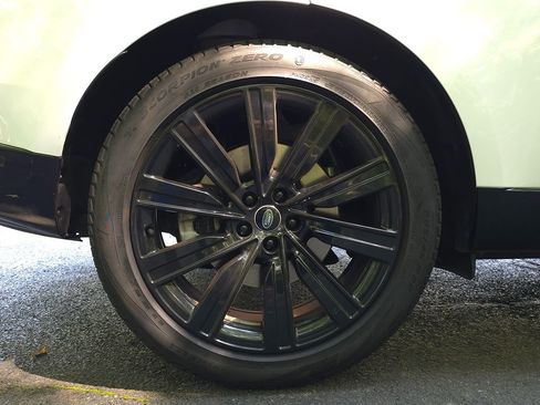 Used 2023 Land Rover Range Rover SE image 67