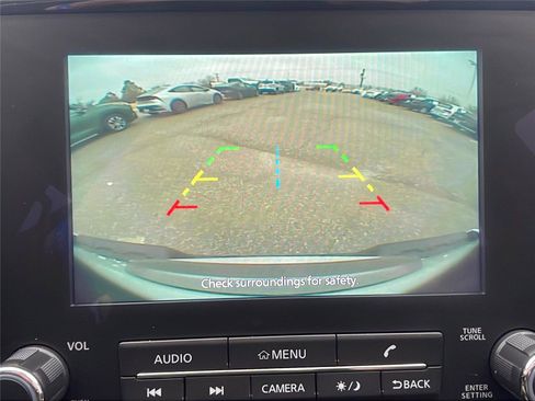 Used 2022 Nissan Frontier SV image 29