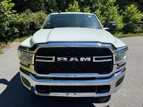 New 2024 RAM 2500 Tradesman w/ Chrome Appearance Group image 4