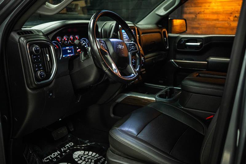 Used 2022 Chevrolet Silverado 1500 LT Trail Boss w/ LT Trail Boss Premium Package AWD/4WD image 8