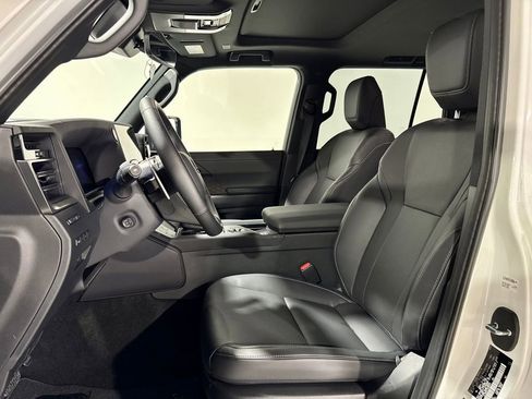 Used 2025 Lexus GX 550 image 3