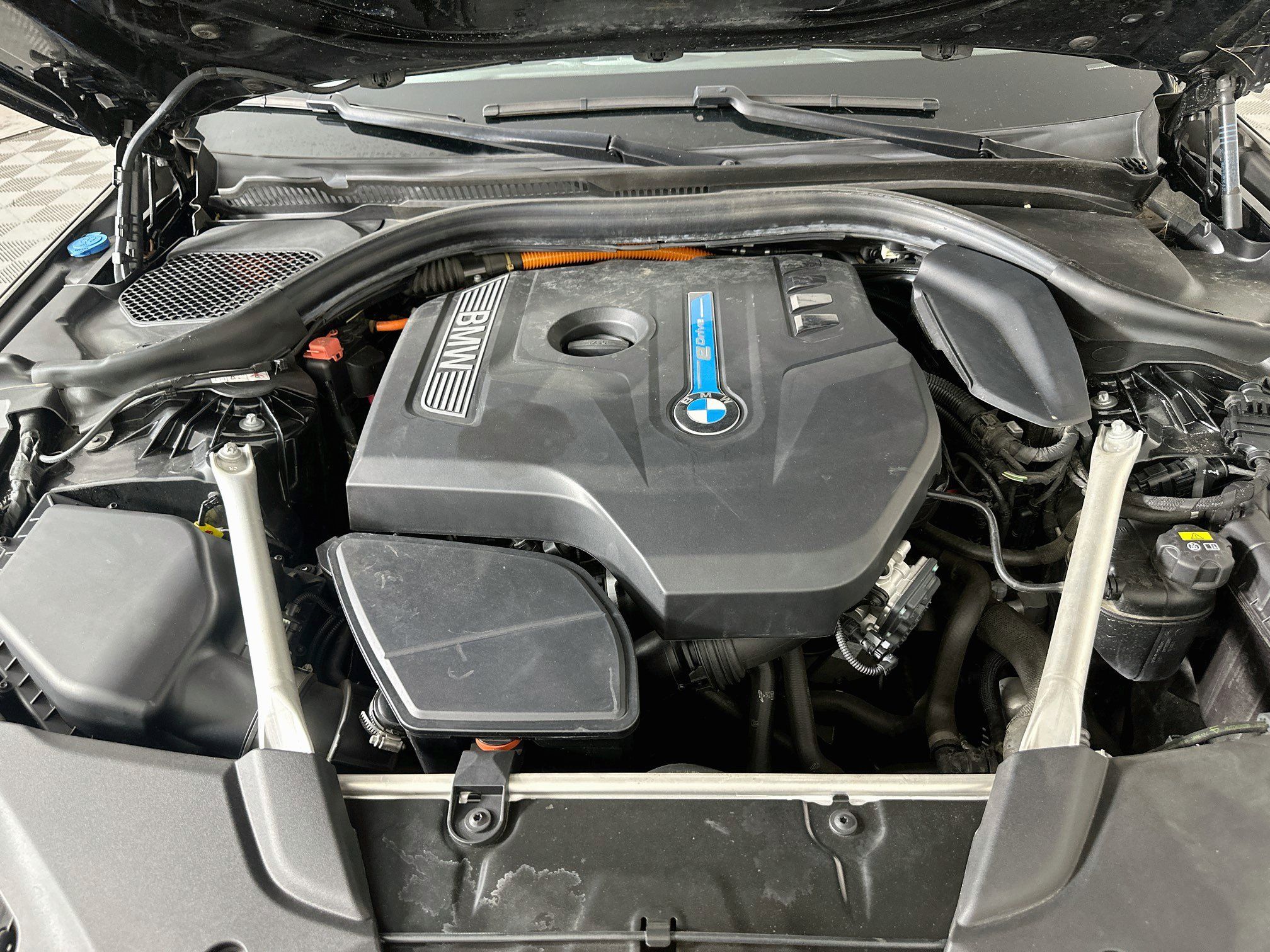 Used 2018 BMW 530e RWD image 34