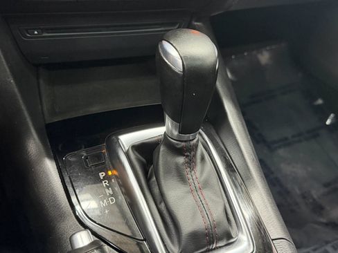 Used 2016 MAZDA MAZDA3 i Touring w/ Popular Equipment Package FWD image 31