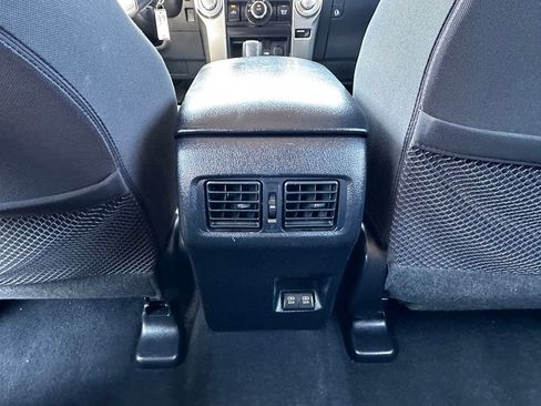 Used 2020 Toyota 4Runner SR5 AWD/4WD image 19