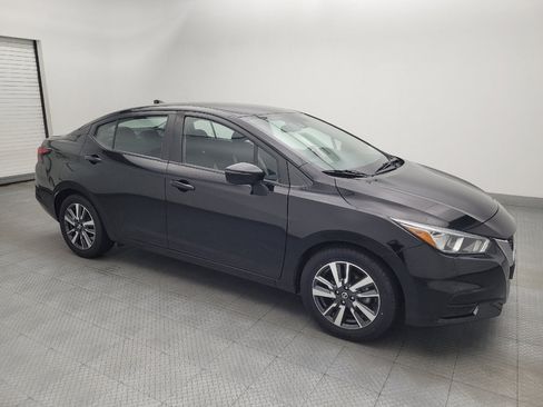 Used 2021 Nissan Versa SV FWD image 11