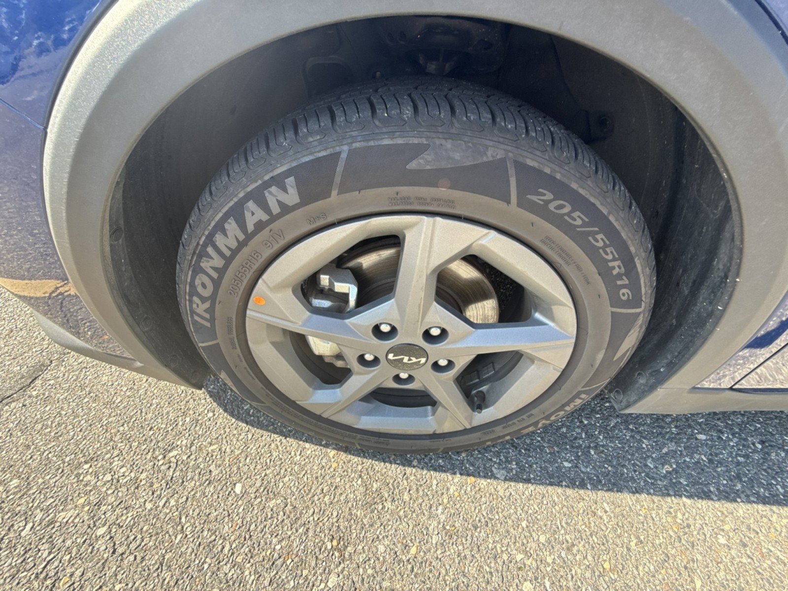Used 2025 Kia K4 FWD image 29