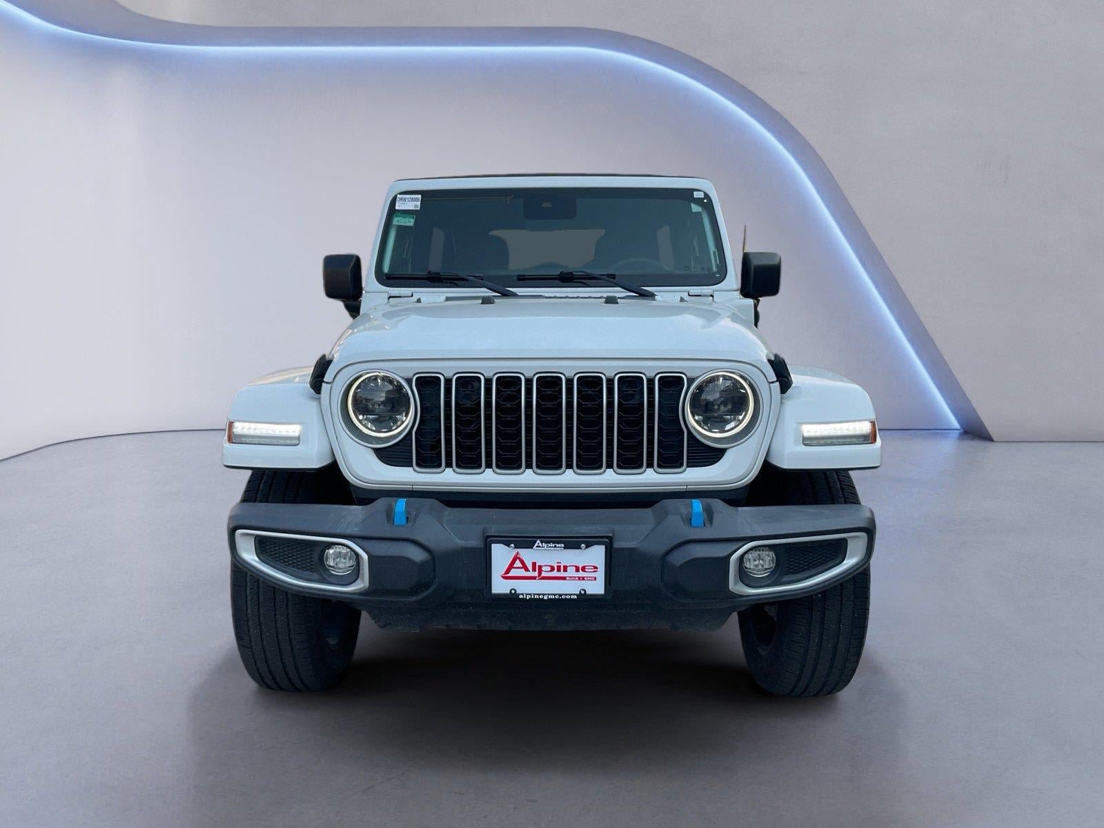 Used 2024 Jeep Wrangler Unlimited Sahara AWD/4WD image 8