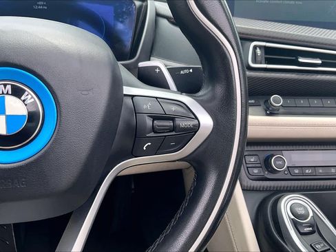 Used 2019 BMW i8 Roadster AWD/4WD image 21