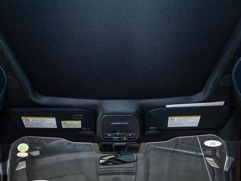 Used 2026 Ford F350 Platinum w/ FX4 Off-Road Package AWD/4WD image 31