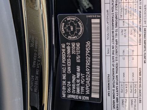 Used 2024 Porsche 911 Carrera 4 GTS image 40