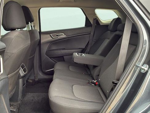 Used 2025 Kia Sportage LX image 15
