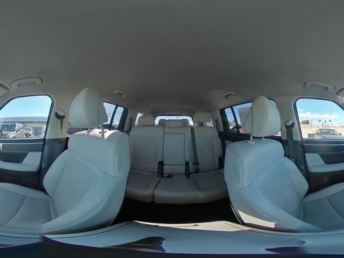 Used 2025 Hyundai Santa Fe SEL image 44