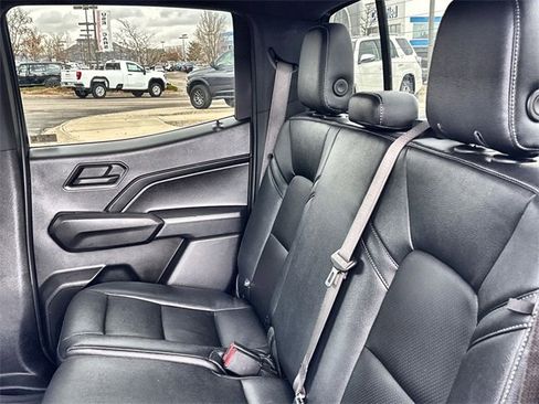 Used 2024 Chevrolet Colorado Trail Boss w/ Technology Package image 15