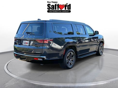 Certified 2024 Jeep Wagoneer L Series II w/ Flexible Seating Group AWD/4WD image 8