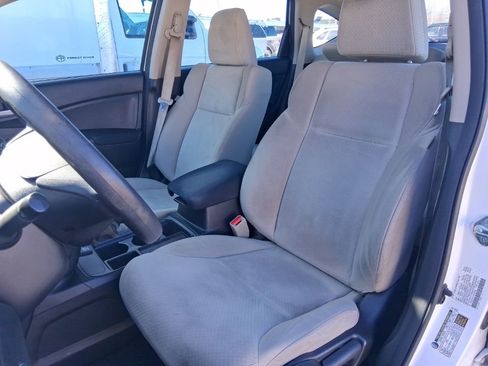 Used 2016 Honda CR-V LX image 9