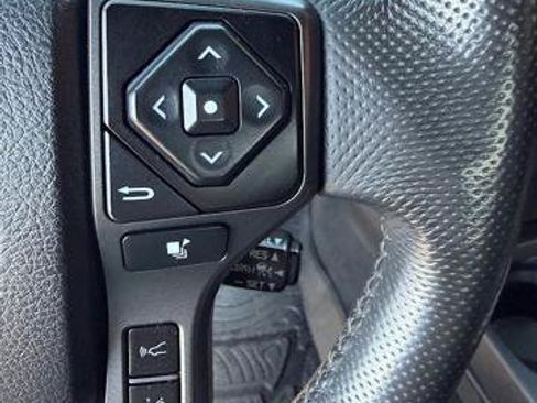 Used 2021 Toyota Tacoma TRD Off-Road AWD/4WD image 14