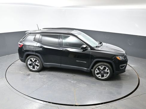 Used 2019 Jeep Compass Limited image 14