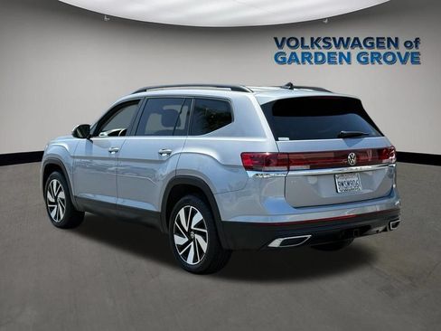 Used 2024 Volkswagen Atlas SE FWD image 5